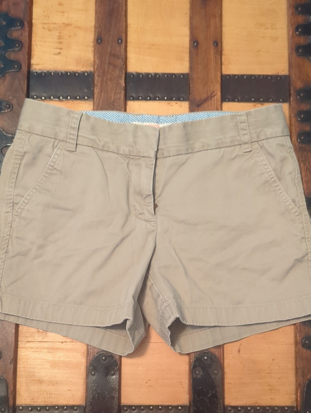 Classic Women's Khaki Cotton Shorts
